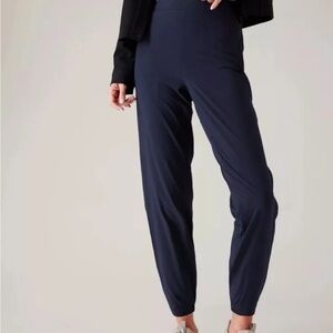 Athleta navy Brooklyn Lined Jogger pull on pants, size 4p